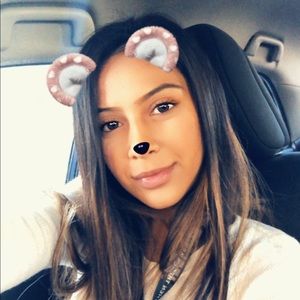 Meet your Posher, Jocelyn